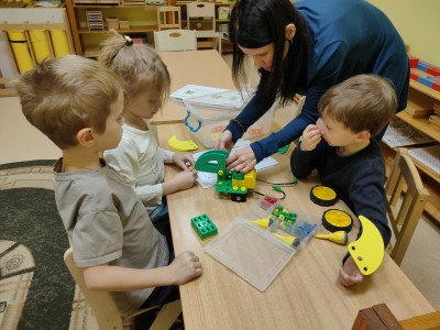 Робототехника (конструкторские курсы)